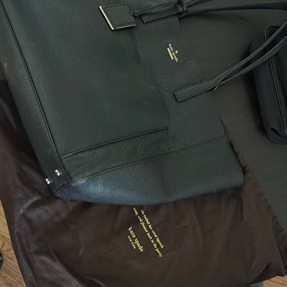 Kate Spade tote.